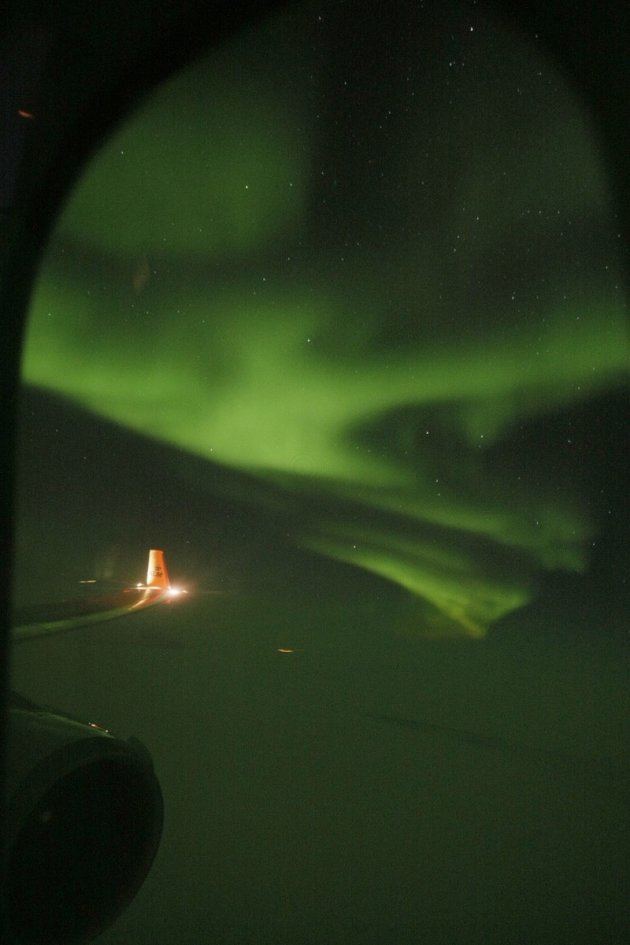 Noorderlicht op 33000 ft cruising altitude