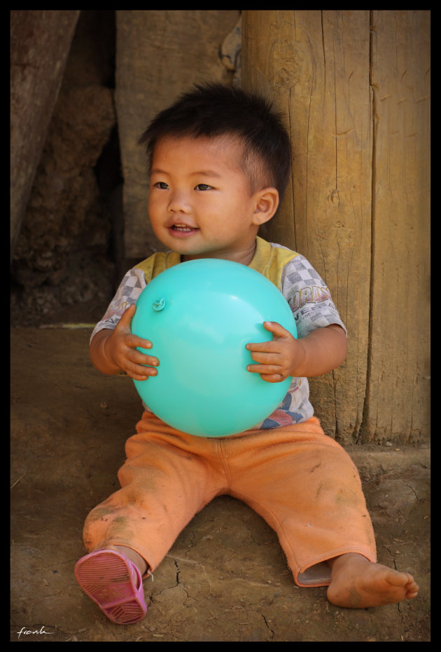 Ballon met jongetje...