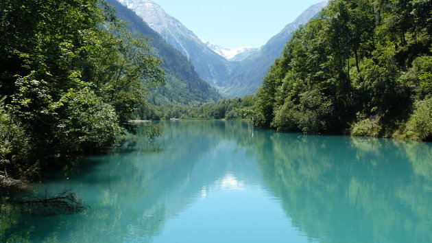 Schitterende water van de Thun-Klamm in Oostenrijk