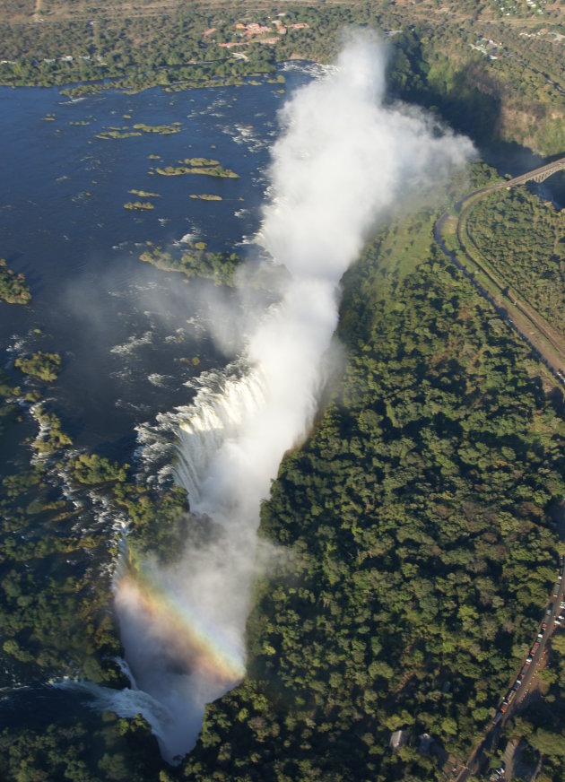 The smoke that thunders