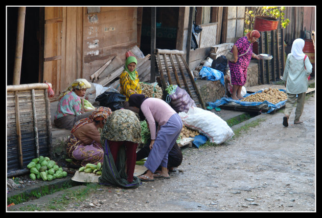 Markttafereel Lombok 2