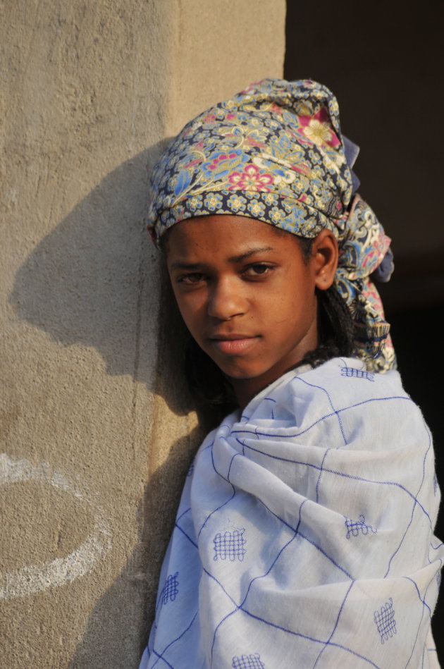 peul meisje in het noorden van Kameroen