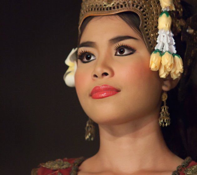 Khmer Apsara Girls