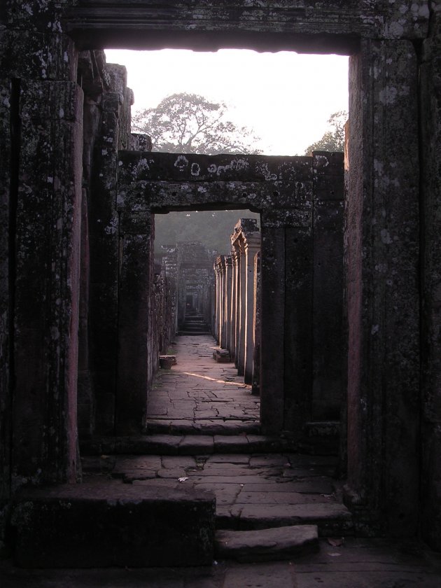 Schemering in Angkor 