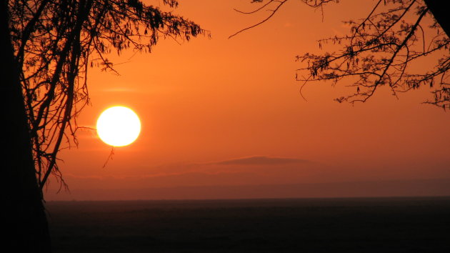 Opkomst zon Amboseli NP Kenia