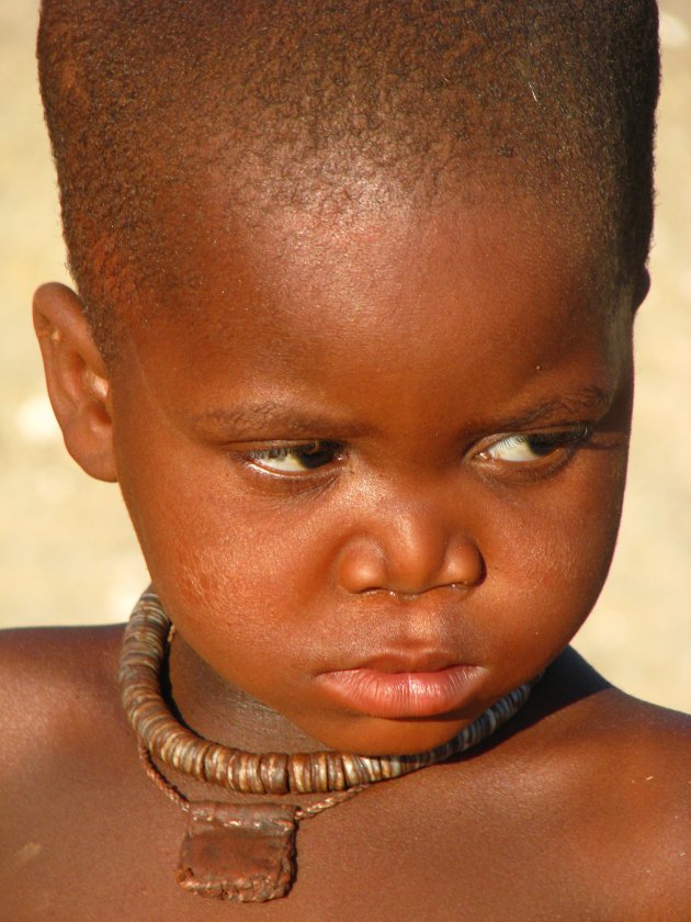 Kindje van de Himba stam