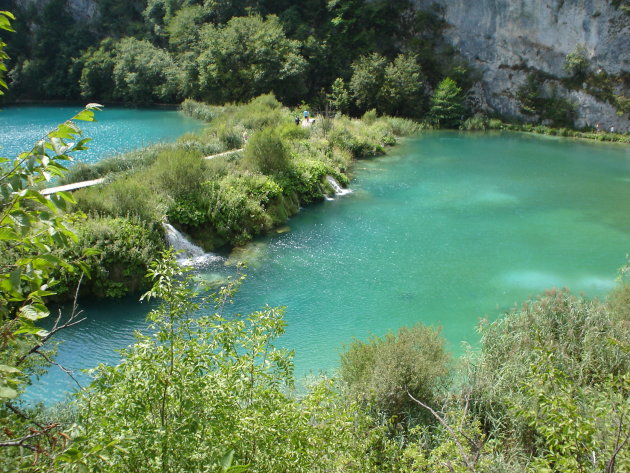 Pad door Nationaal Park Plitvice