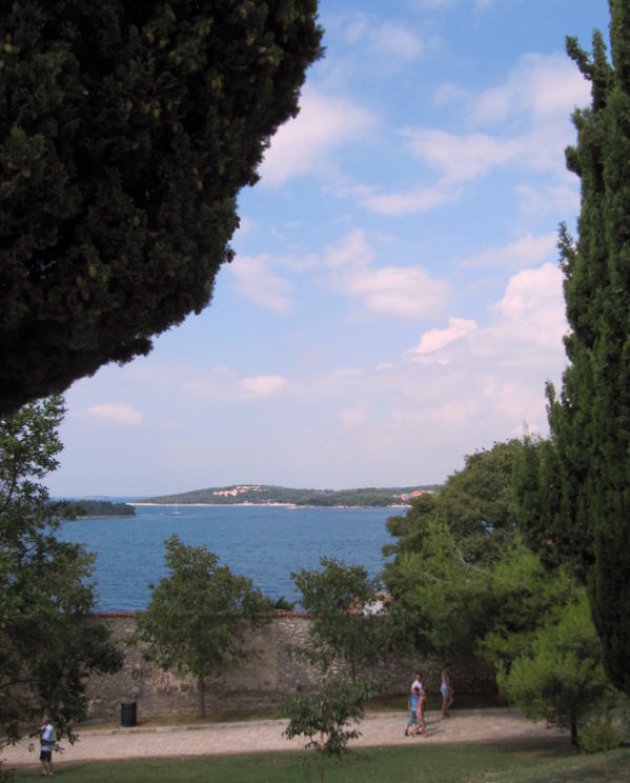 Pad bij St Eufemiakerk Rovinj