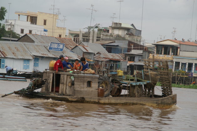 Levendigheid op de Mekong rivier 