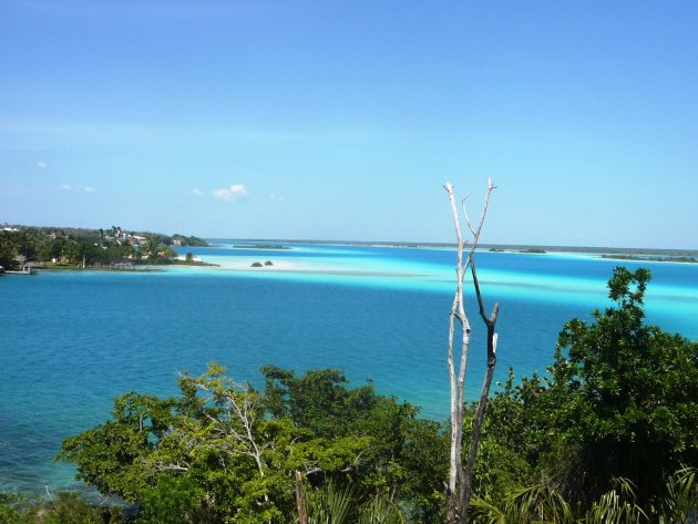 Het mooiste meer van Mexico: Bacalar