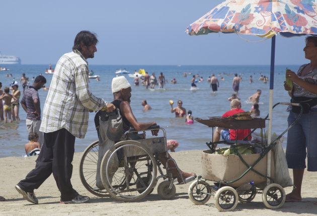 op een dag aan het strand