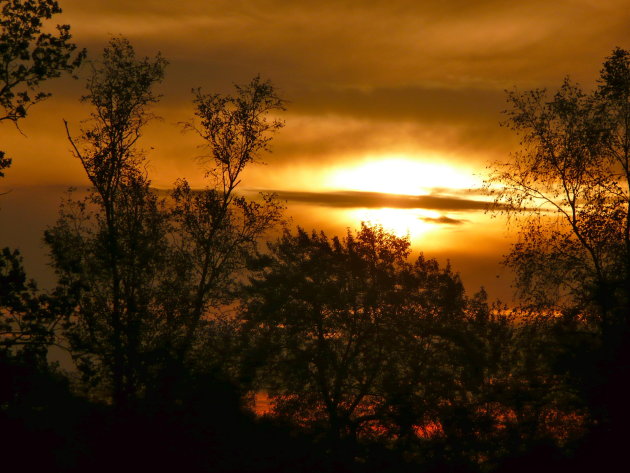 Zonsopkomst in Augustfehn.