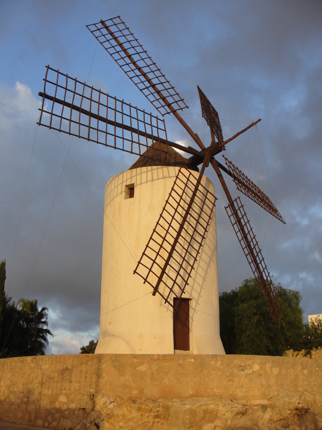 Molen in de ochtendzon