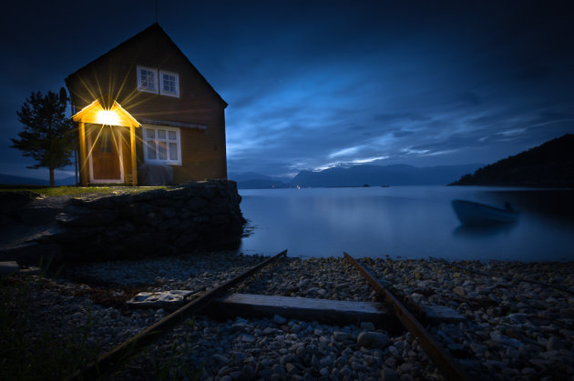 Noorwegen, Hardangerfjord, Svasan  24.00u s'nachts