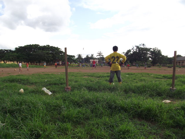 Voetbaltraining in Ban Lung