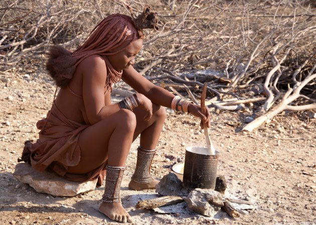 Huwbare Himba