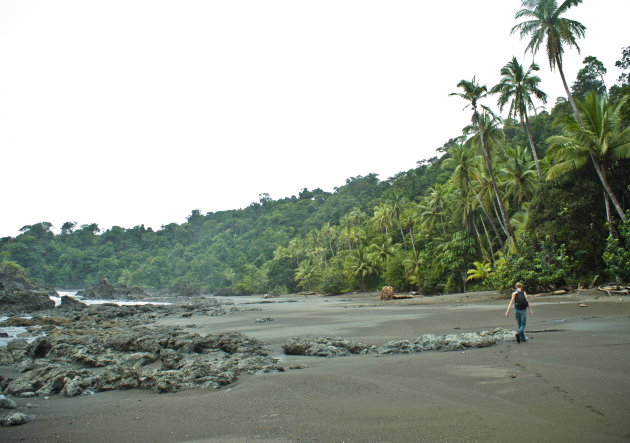 Robinson Crusoe op de stranden van Bahia Solano