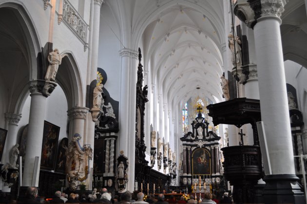 kerk op zondag