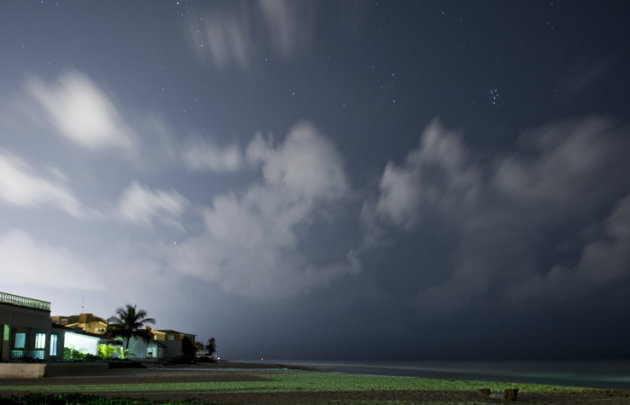 lichtoverlast op het strand in Mexico