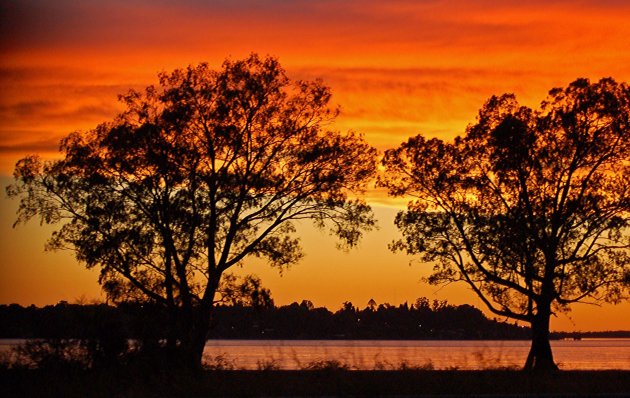 Ondergaande zon bij Paraná.