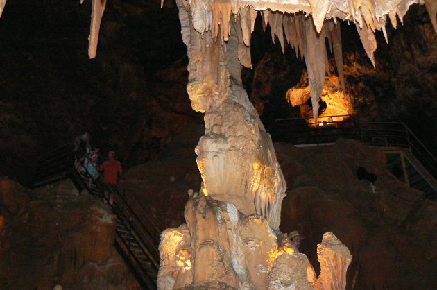 Stalactieten en stalagmieten