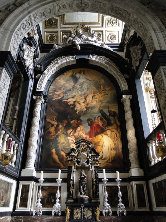 Interieur St Carolus Borromeus kerk