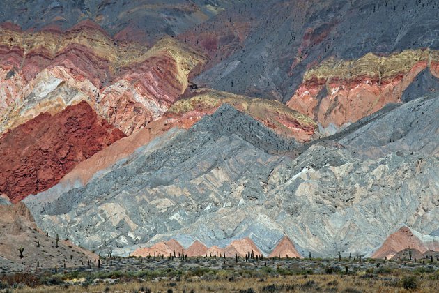 La Montaña de los Siete Colores bij Maimará