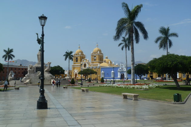 Plaza des Armes.