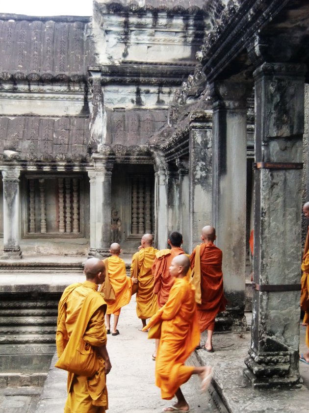 monniken in Angkor Wat