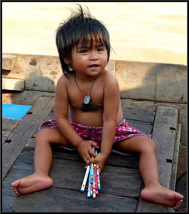 Potloodventje langs Tonlesap