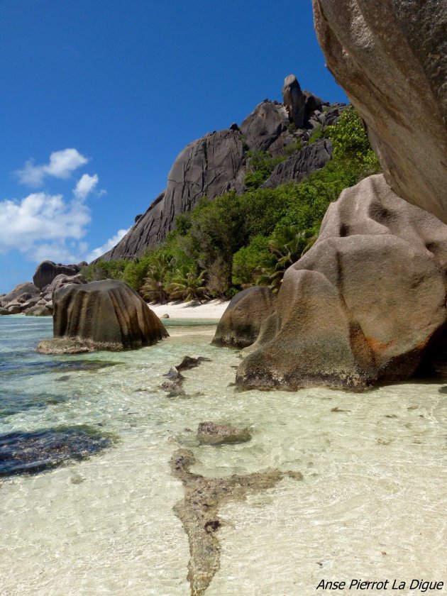 De rotsformaties op La Digue