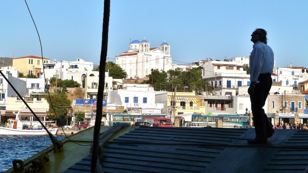 Aankomst op het eiland Andros