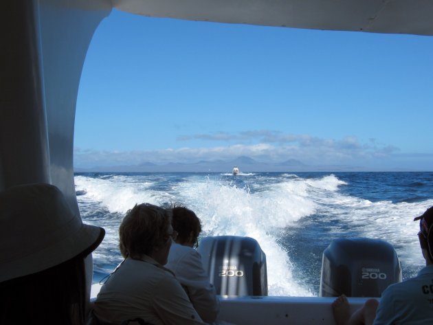 Vervoer met speedboat tussen de Galaposeilanden