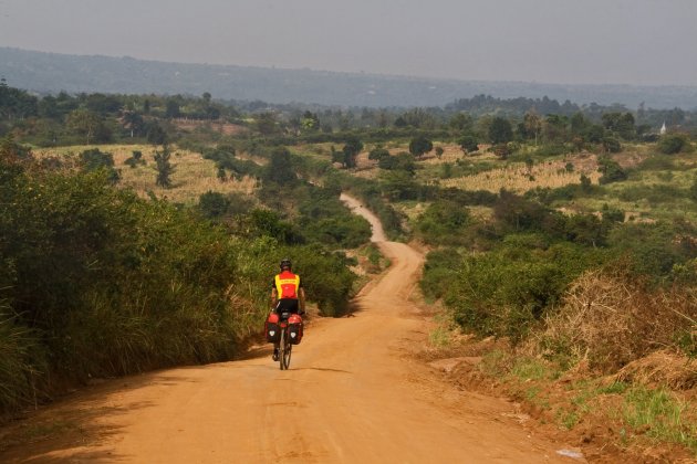 Fietsen in West Uganda