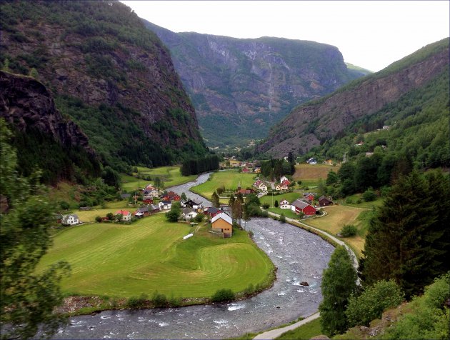 Flåm trein