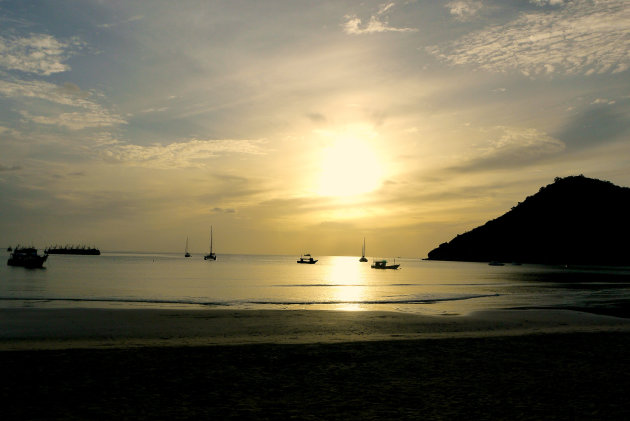 Zonsopkomst Ko Pha Ngan bottle beach