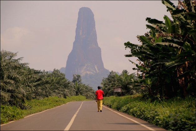 alleen op weg naar de Pico Cao Grande