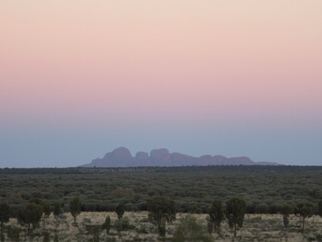 The Olgas bij zonsopgang