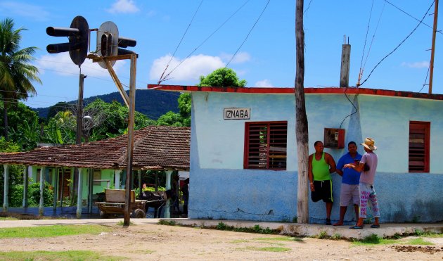 Station Iznaga