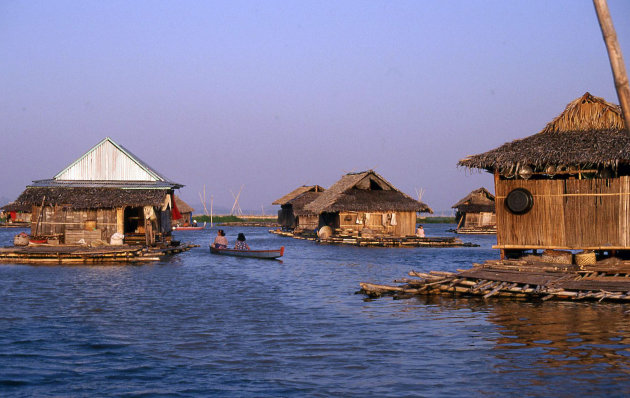 Rumah terapung