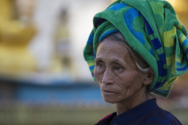 Vrouw met doek.