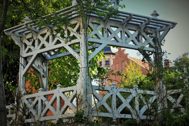 Pergola in de Cogels Osylei