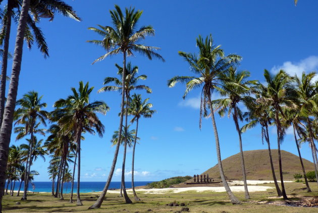 Anakena Beach