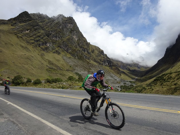 Death Road Mountainbiken