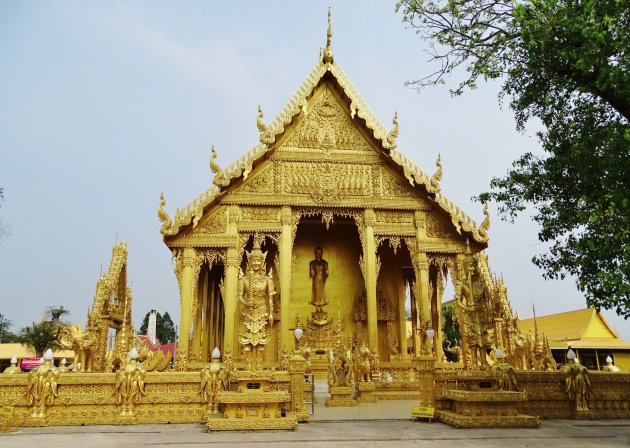 Wat Pakram Jolo