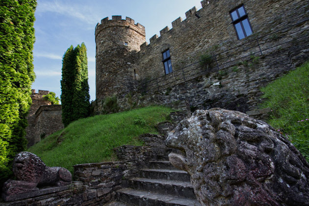 Chateau Chouvigny (2)