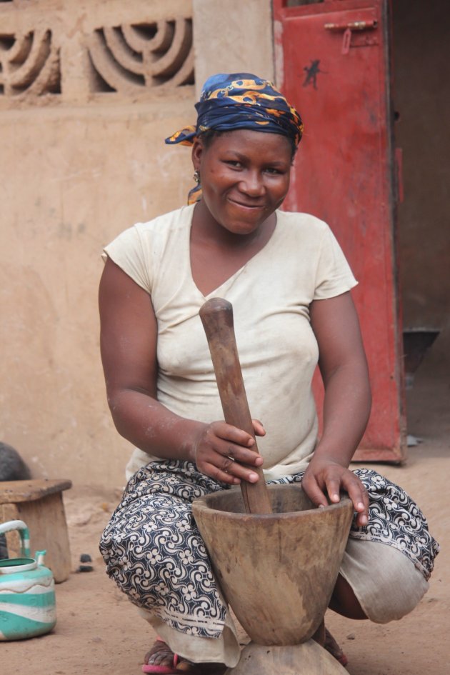 Straatbeeld dorp Burkina Faso