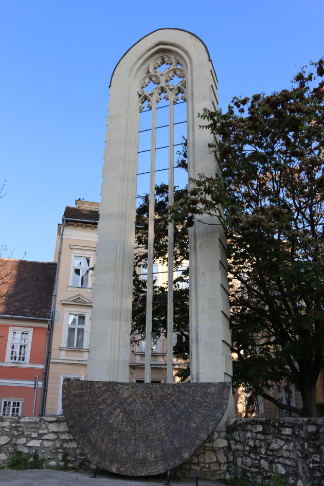 Het kerkvenster van de Maria Magdalenakerk