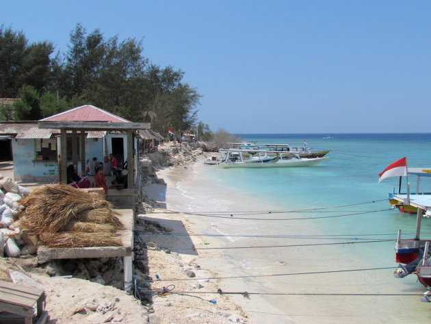 Strand van Gili Meno