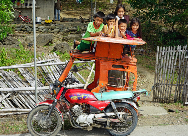 met z'n allen op de tricycle